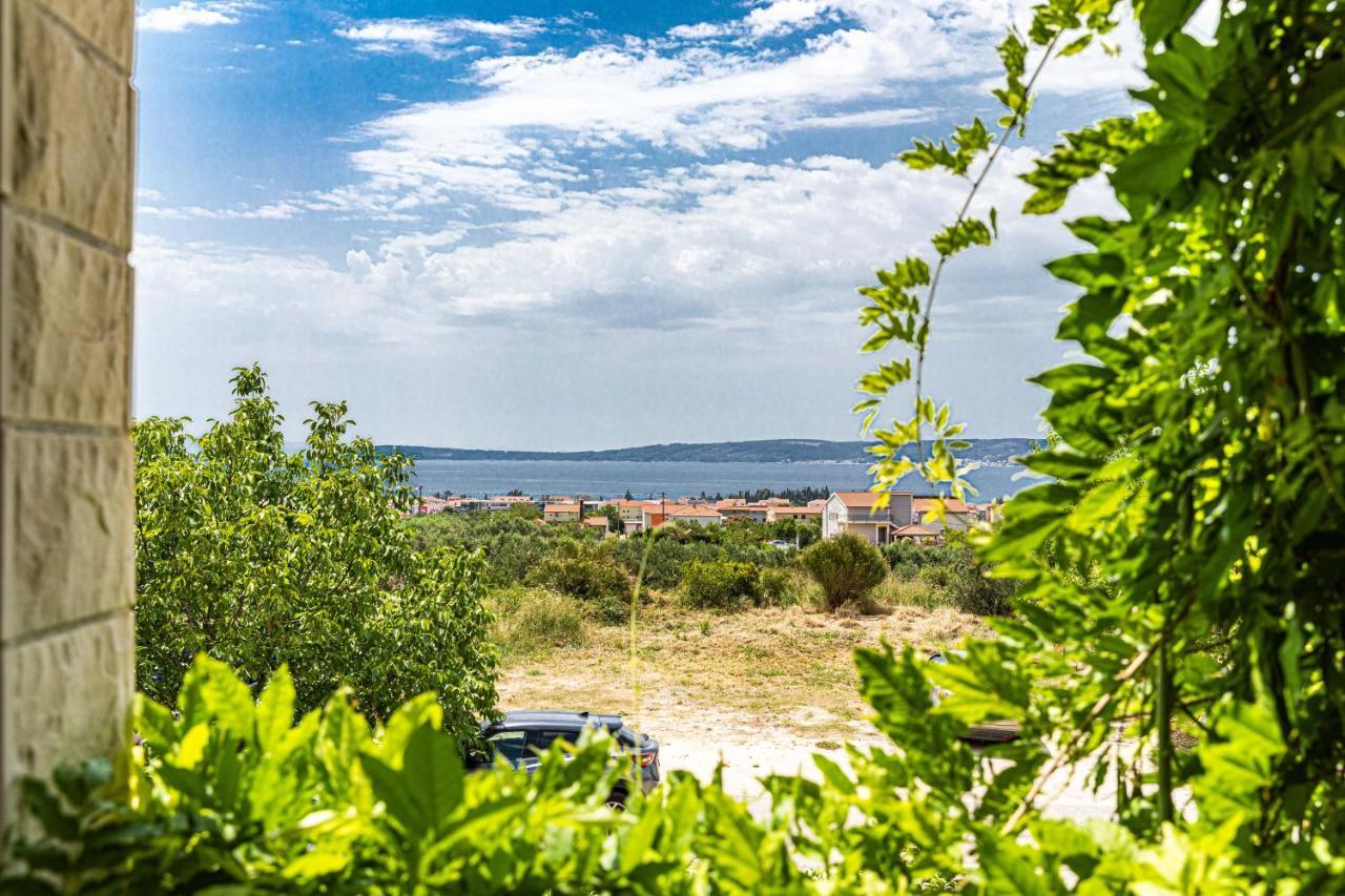 Home Away From Home With Outdoor Pool, Botanical Garden And A Beautiful Sea View Kastela Ngoại thất bức ảnh