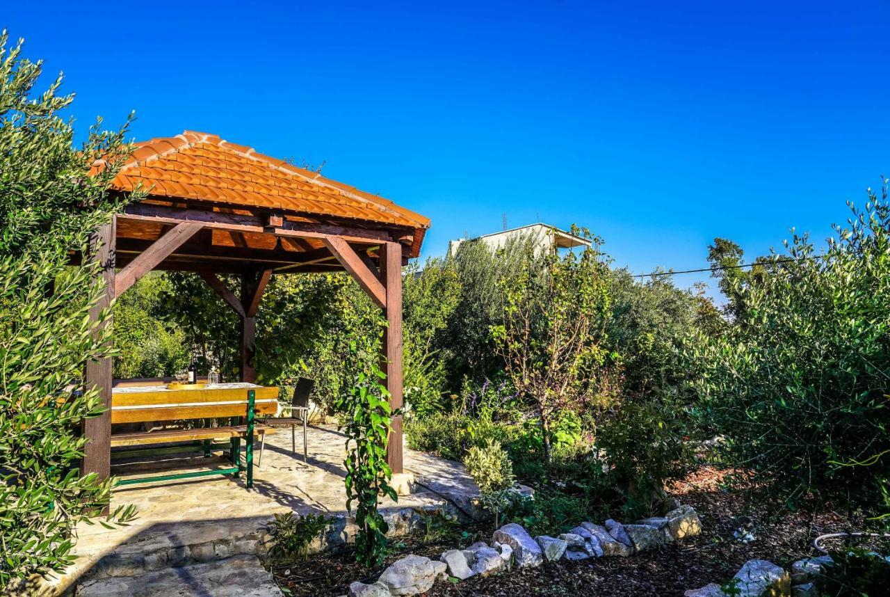 Home Away From Home With Outdoor Pool, Botanical Garden And A Beautiful Sea View Kastela Ngoại thất bức ảnh